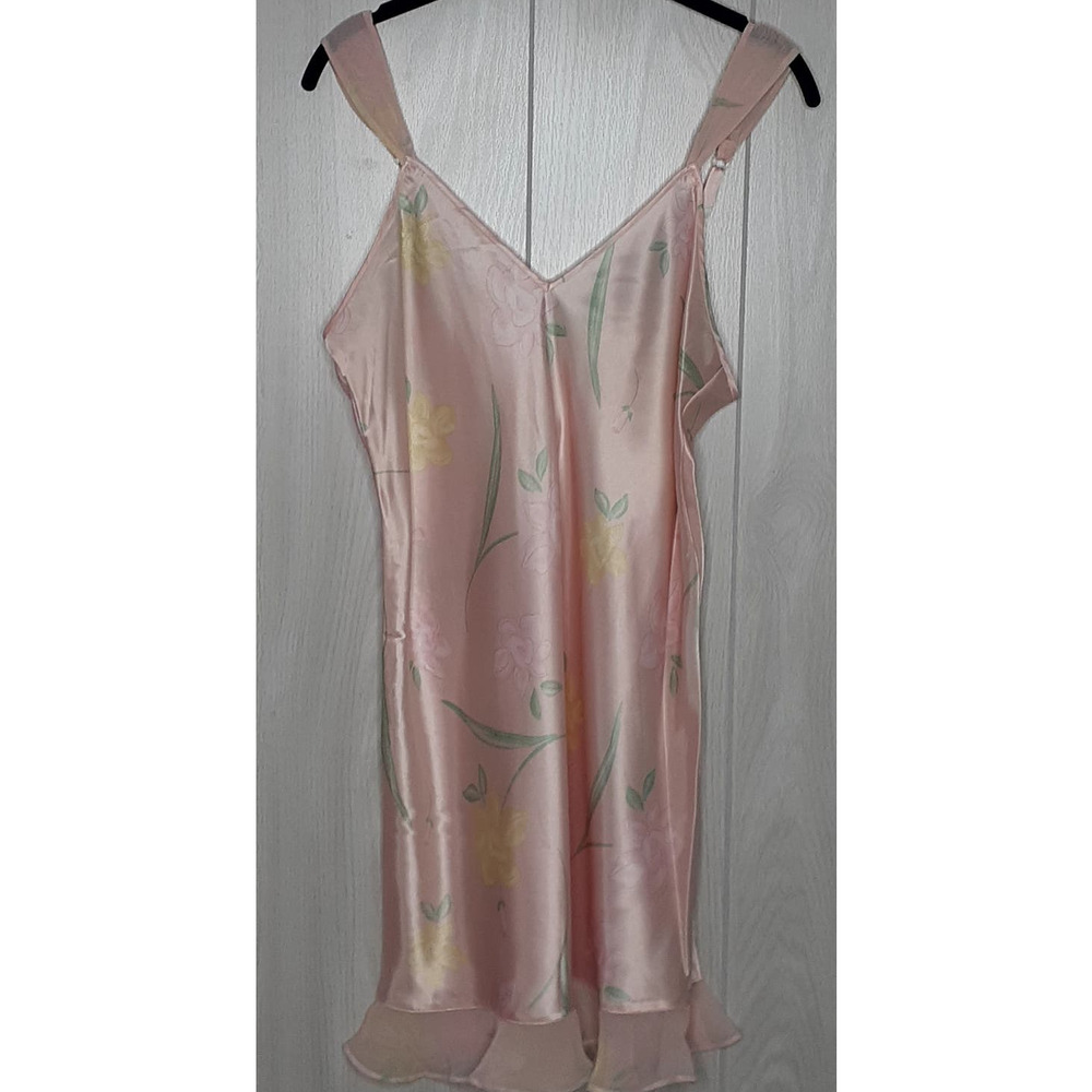 Vintage Intimate Essentials Floral Chemise Hem Ruffle Adjustable Straps Size M